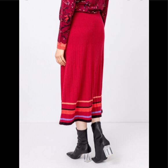 IVKO Woman - Wool Skirt with Ribs Rosewood new! Size 38 M - Picture 2 of 12